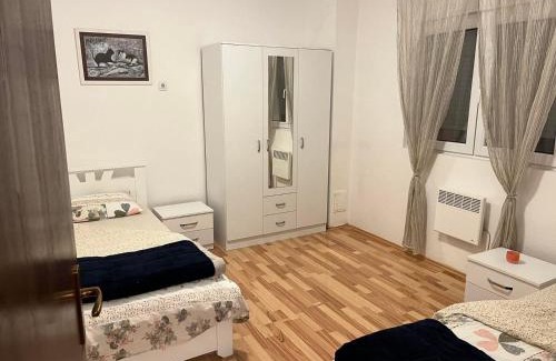 Mahala Apartamento | Apartman na rijeci Cijevni