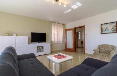 Kastel Gomilica Apartamento | Apartman Niko