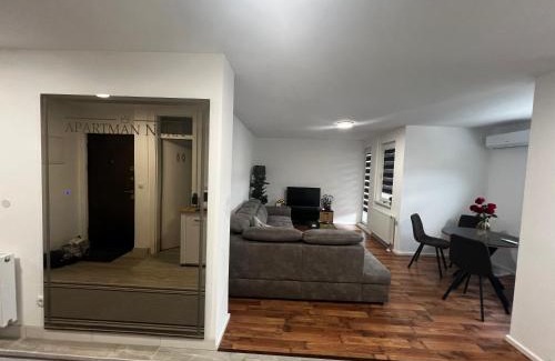 Teslic Apartamento | Apartman Nora
