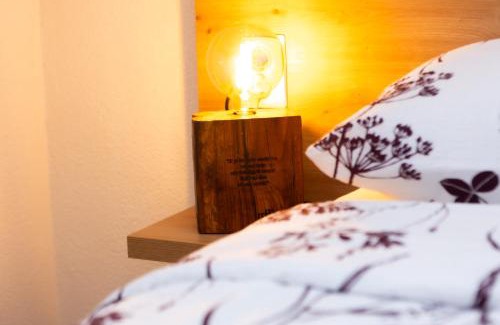 Gospic Apartamento | Apartman oak Nikola's lamp