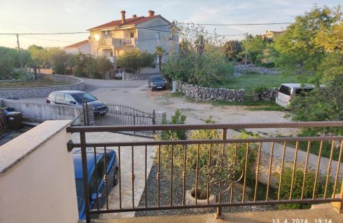 Gabonjin Apartamento | Apartman Pojine