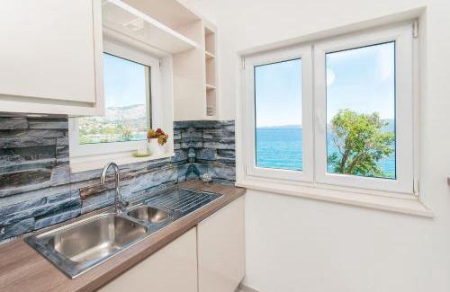 Dugi Rat Apartamento | Apartman Roza