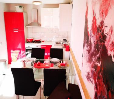 Municipality of Omisalj Apartamento | Apartman "Sabine red" with heated pool