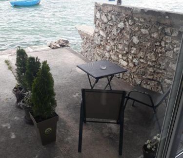 Varosh Apartamento | Apartman Saraiste