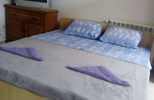 Foca Cama Y Desayuno | Apartman se nalazi u našoj porodičnoj kući