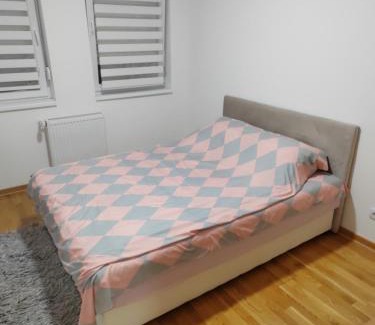 Sremska Mitrovica Apartamento | Apartman SM