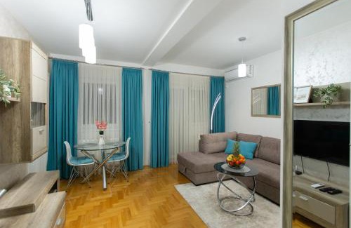 Sremska Mitrovica Apartamento | Apartman SUNSET