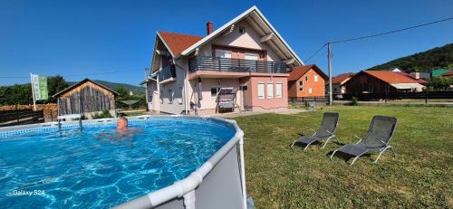 Otocac Apartamento | Apartman Swans
