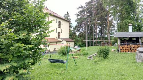 Tatranska Lomnica Apartamento | Apartman Tri Duby Tatranská Lomnica