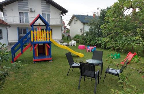 Glamocani Apartamento | Apartman TT Stan na dan Trn Laktaši