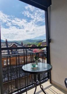 Kolasin Apartamento | Apartman u centru Kolasina sa garazom
