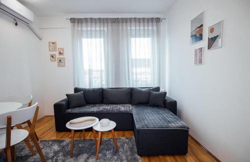 Kraljevo Apartamento | Apartman Vas dom