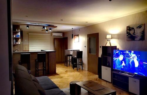 Cacak Apartamento | Apartman VILLA Cacak