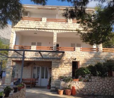 Ivan Dolac Apartamento | Apartmani Close to the beach