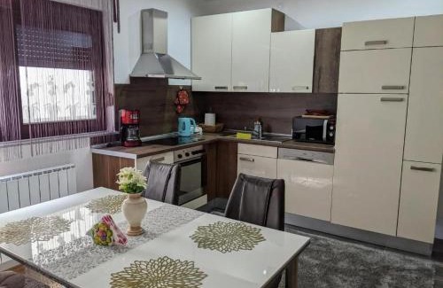 Mali Radic Apartamento | Apartmani Hrastik 1