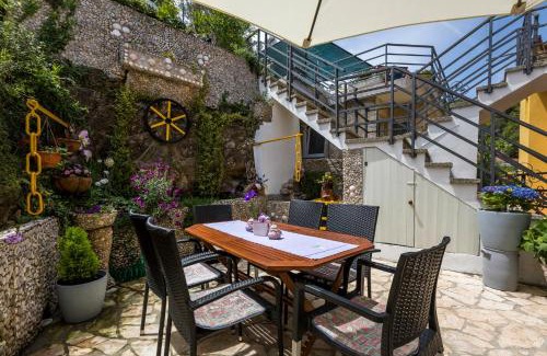 Valun Apartamento | APARTMANI I SOBA ROBERTO I MIRJANA