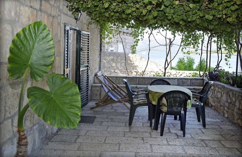 Lumbarda Apartamento | Apartmani Loredana - 2-bedroom-apartment With Sea View