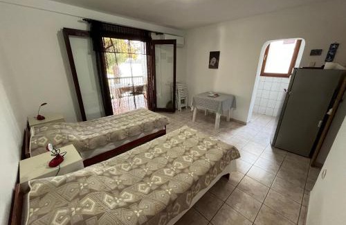 Zaboric Apartamento | Apartmani Mima - Shoreline house