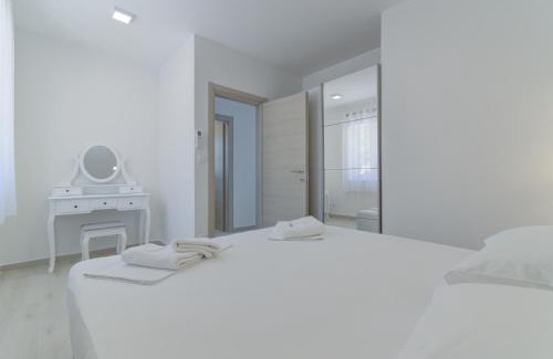 Sveti Juraj Apartamento | APARTMANI OLIMP1