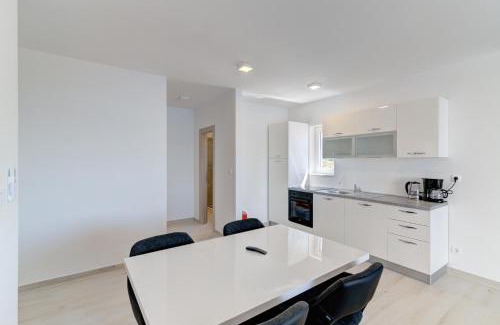 Sveti Juraj Apartamento | APARTMANI OLIMP1