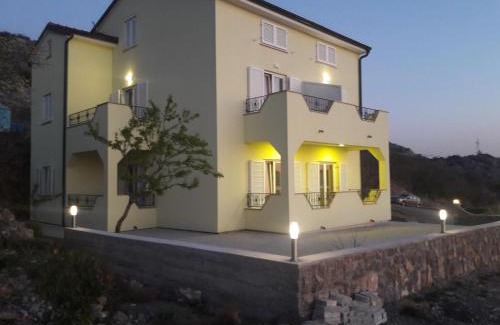 Sveti Juraj Apartamento | Apartmani Prpić
