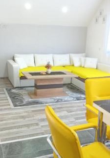 Perucac Apartamento | Apartmani Romansa Perucac