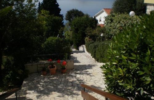 Martinscica Apartamento | APARTMANI SENKA - VILLA OLIVER