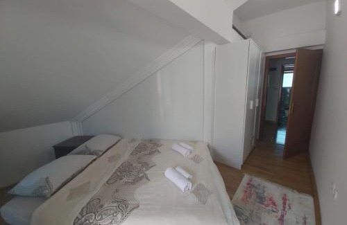 Mrkonjic Grad Apartamento | Apartmani Sladojević