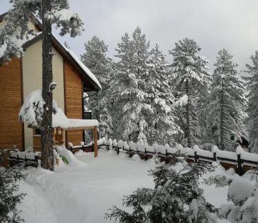 Kremna Cabina | Apartmani Sredojevic
