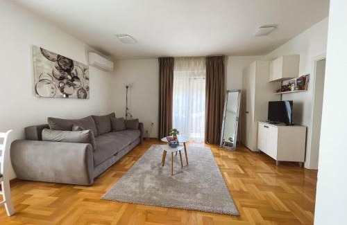 Prokuplje Apartamento | Apartmani TEO