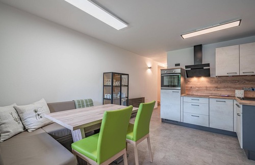 Hopfgarten Markt Apartamento | Apartment on a farm with private entrance