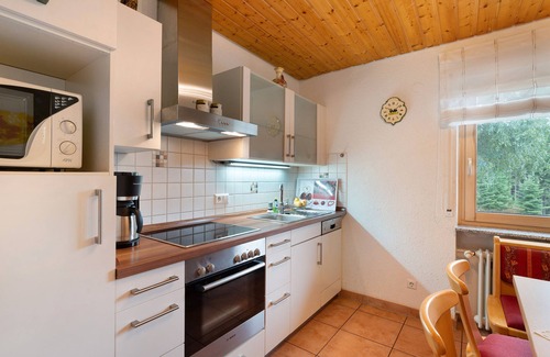 Bad Peterstal-Griesbach Apartamento | Apartamento '1' con vistas a la montaña, terraza compartida y Wi-Fi
