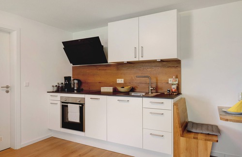 Bonndorf Apartamento | Apartamento 'Staffe' con vistas a la montaña, terraza privada y Wi-Fi