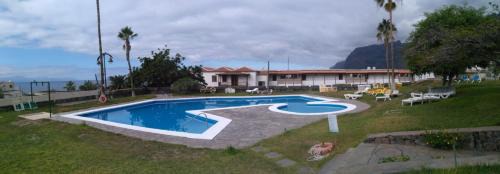 Los Gigantes Apartamento | Apartment mit Sonnenterrasse und Panorama - Meerblick, 5 Min. von Hafen + Strand