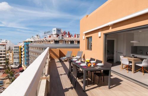 Las Palmas de Gran Canaria Apartamento | Apartment Las Canteras Nautilus 8D by VillaGranCanaria