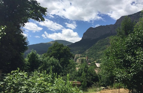 Colmars Apartamento | apartment ground floor mountain view