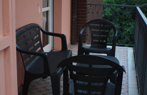 Borghetto Santo Spirito Apartamento | Apartamento 'Il Fosso' con vistas al mar, Wi-Fi y aire acondicionado