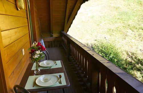 Obermunstertal Apartamento | Apartamento 'Auszeit -Gipfhof-' con vistas a la montaña, jardín compartido y Wi-Fi