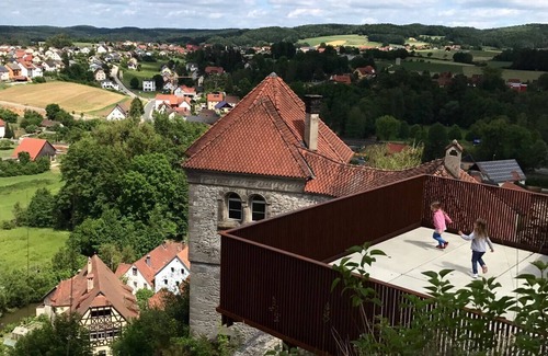 Neuhaus an der Pegnitz Apartamento | Apartamento a. d.Burg. Naturaleza y tranquilidad