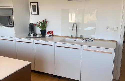 Radolfzell am Bodensee Apartamento | Apartamento 'Seestern' con jardín compartido, balcón y Wi-Fi