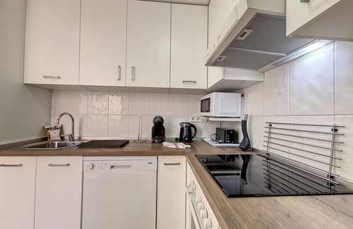 Molino del Chirrete Apartamento | Apartamento, céntrico, a 200m de la playa