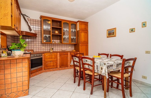 Francavilla di Sicilia Apartamento | Apartamento 'La Casa Vacanza Di Jano' con vistas a la montaña y balcón