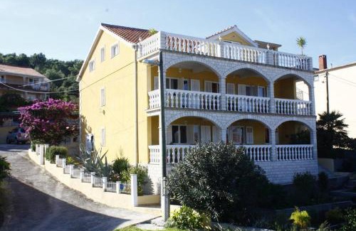 Arbanija Apartamento | Apartmen Karmen 2