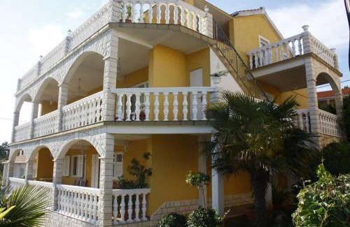 Arbanija Apartamento | Apartmen Karmen 2