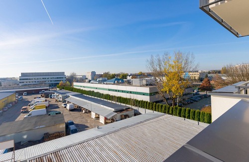 Wlochy Apartamento | Apartment Łopuszańska Warsaw by Renters