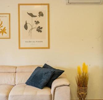 Radmani Apartamento | Apartment Škalin