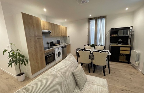 Noisy-le-Sec Apartamento | Apartment 1- 6 persons, terrace and starry sky!