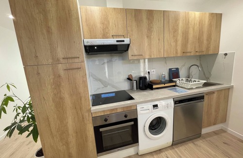 Noisy-le-Sec Apartamento | Apartment 1- 6 persons, terrace and starry sky!