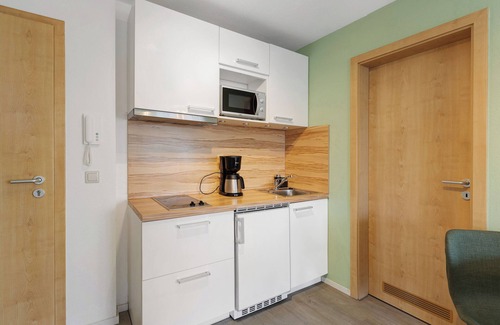 Ludwigshafen Apartamento | Apartamento '1-Zimmer' con vistas al lago, balcón y Wi-Fi