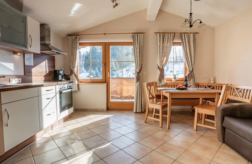 Breitenbach am Inn Cabaña | Apartment 1 - Pension Edelweiss